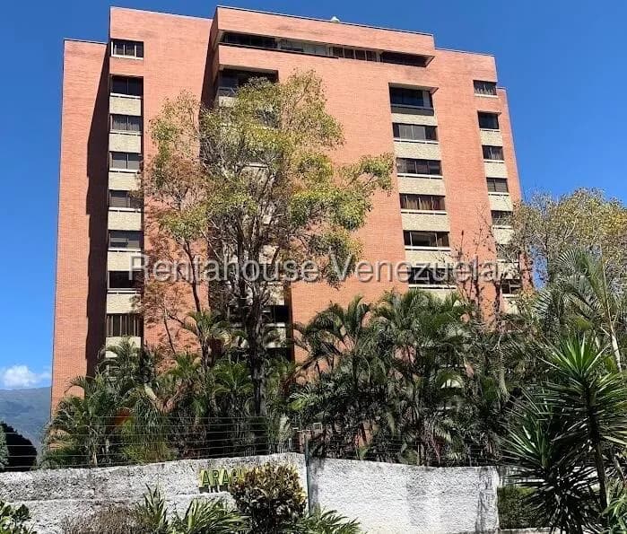 Apartamento (1 Nivel) en Alquiler en Los Naranjos del Cafetal, Distrito Metropolitano