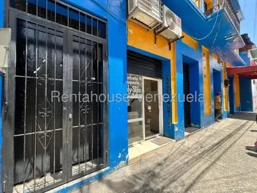 Casa Con Locales Comerciales En Pleno Centro De La Victoria 26-12147 Gjg