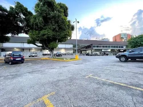Local Comercial En Alquiler Las Mercedes Mls 23-9112