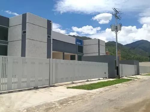 Josseyris Jimenez Galpon En Venta En Zona Industrial Monteserino En San Diego