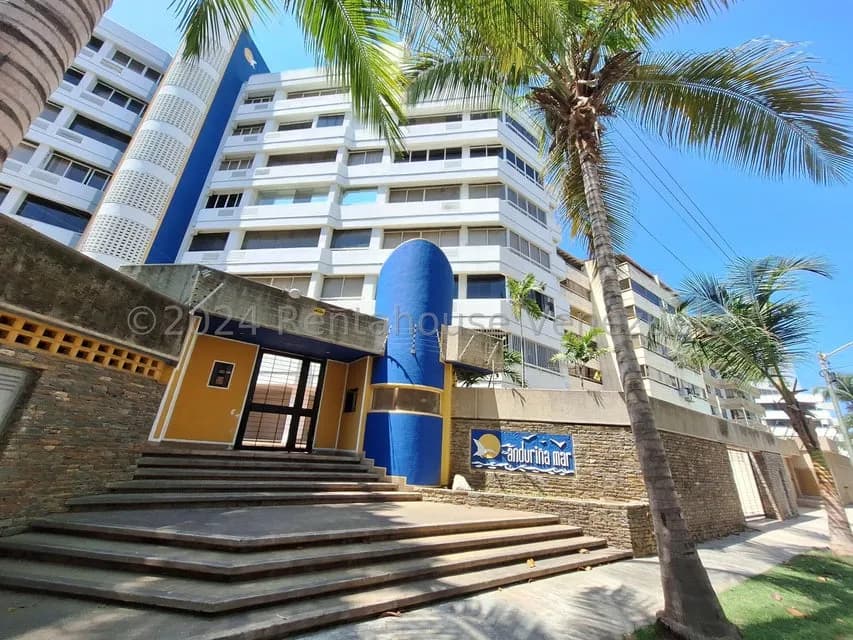 Apartamento (Penthouse) en Venta en Tanaguarena, Vargas