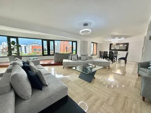 Ph En Alquiler Las Mercedes 480 M2