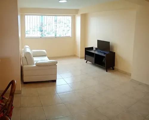 Apartamento En Alquiler. Urb. Lomas Del Avila