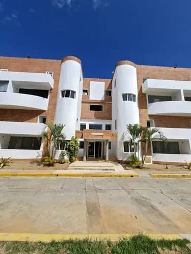 Michelle Vende Apartamento Dúplex En Obra Blanca Planta Baja En Res Cumbres De San Diego Dp2-r /226