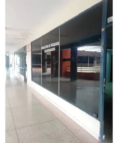 Venta O Alquiler De Oficina En Cc Guacara Plaza 23-10