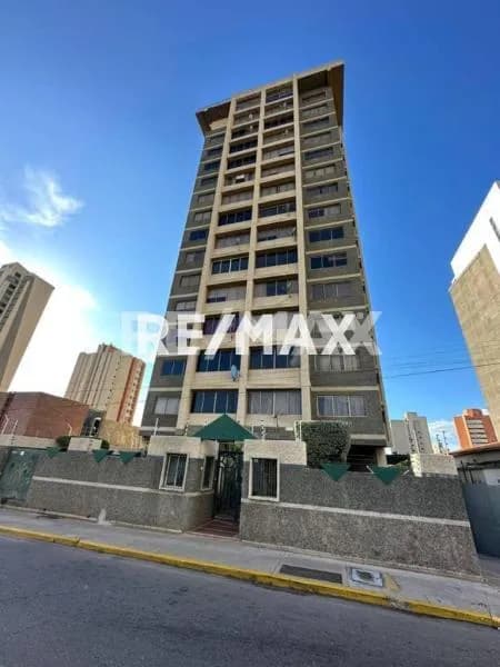 APARTAMENTO ALQUILER AVENIDA 5 JULIO MARACAIBO