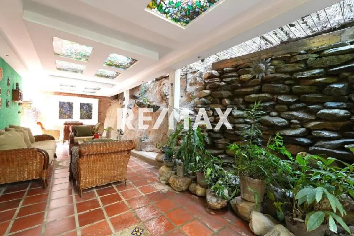 VENTA DE CASA - COLINAS DE BELLO MONTE