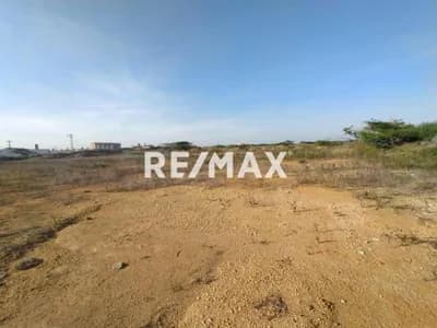 Terreno en venta en Puerta Maraven, Cardón, Carirubana, Falcón, VEN - $80k