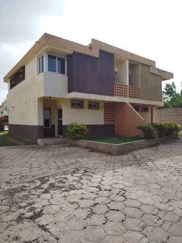 En Vemta Town House Vacacional En Conjunto Residencial Privado Tucacas Falcon. St