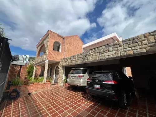 Amplia Casa En Venta: Urbanización Las Chimeneas - Valencia Mf-ska