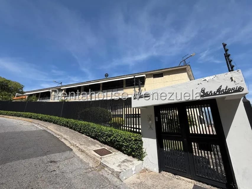 Apartamento (1 Nivel) en Venta en Colinas de Bello Monte, Distrito Metropolitano