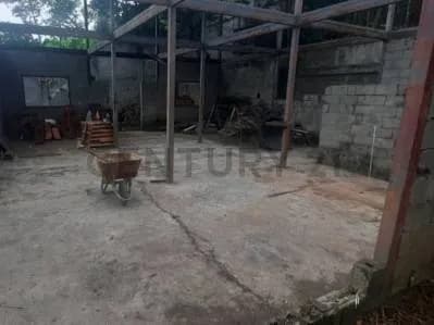 TERRENO CON BIENHECHURÍA