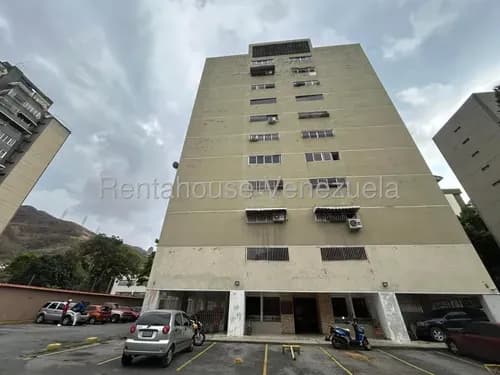 Preparado Y Accesible Apartamento En Alquiler Montalban 2 Rt 26-18227
