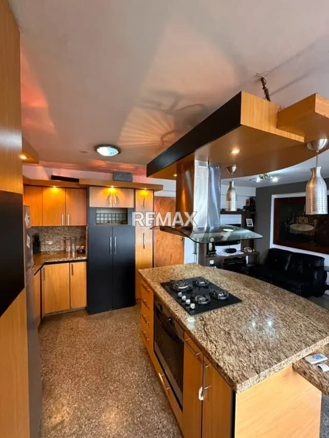 En Venta Amplio apartamento en zona Privilegiada del Oeste de Barquisimeto