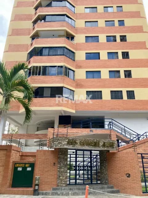 EN ALQUILER APARTAMENTO AMUEBLADO EN TRIGALEÑA ALTA