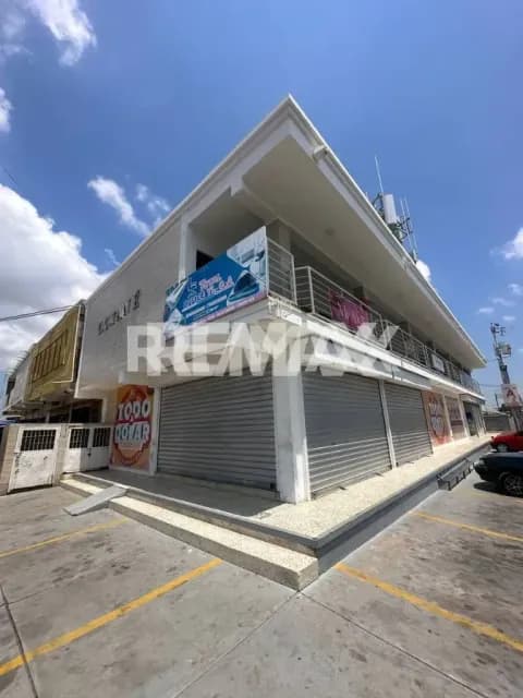 Local en alquiler diagonal al periférico de la limpia