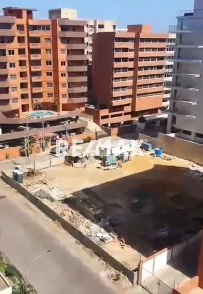 VENTA DE POTENCIAL TERRENO EN ESQUINA CALLE ARISMENDI LECHERIA