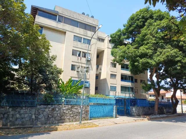 APARTAMENTO TIPO QUINTA EN VENTA EL MARQUES