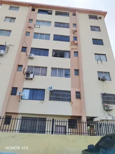 Apartamento En Alquiler En Naguanagua D11-55