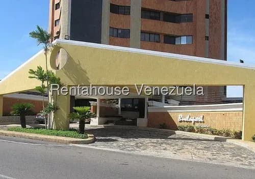 Apartamento En Venta, Amoblado, Juana De Ávila. He