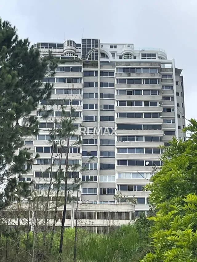APTO EN MANZANARES 220 MTS - ALQUILER