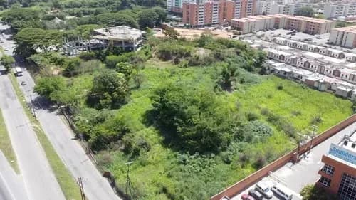 Annic Coronado Vende Terreno Urbanización El Samán Naguanagua Cód. 319565