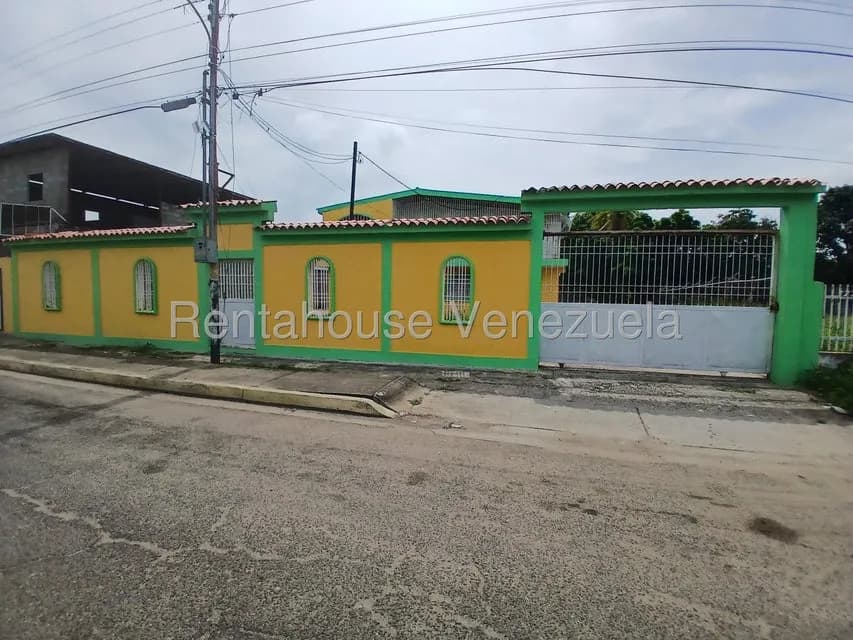 Casa (Multipes Niveles) en Alquiler en Plaza Alonso, Zulia
