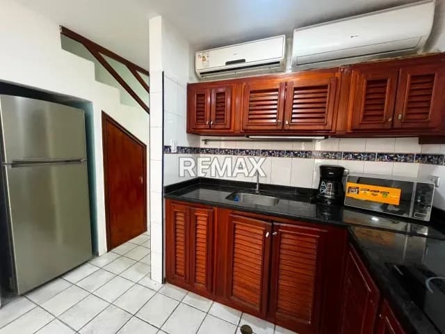 Costa Azul Vende Town House Conjunto Bucanero