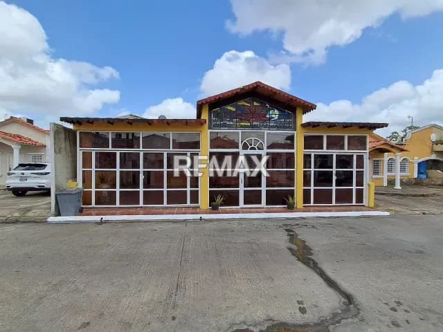 Casa en venta - $110k
