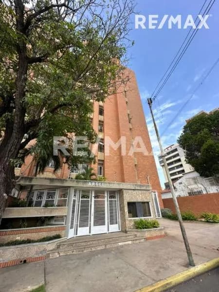 Apartamento lago park en alquiler