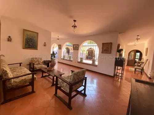 Casa En Venta / Prados Del Este Mg 6-20057
