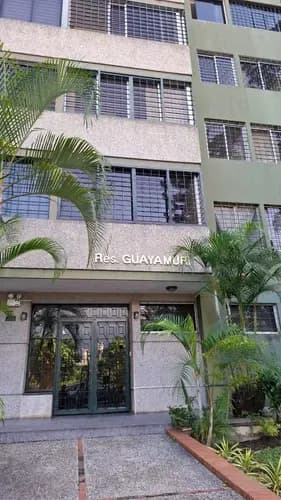 Alquiler De Hermoso Apartamento En Chuao, Las Mercedes. (a.p)