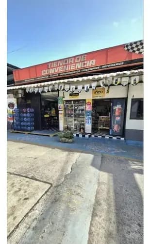 Se Vende Fondo De Comercio Final Calle Roscio Los Teques