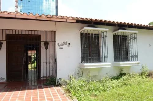 Casa Comercial Urb Carabobo Cerca De La Av Bolivar Jc-lp