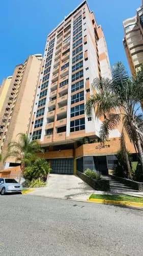 Angelica Rivas Vende Apartamento En Residencias Aspen, Urb. Trigaleña. Valencia Vzla