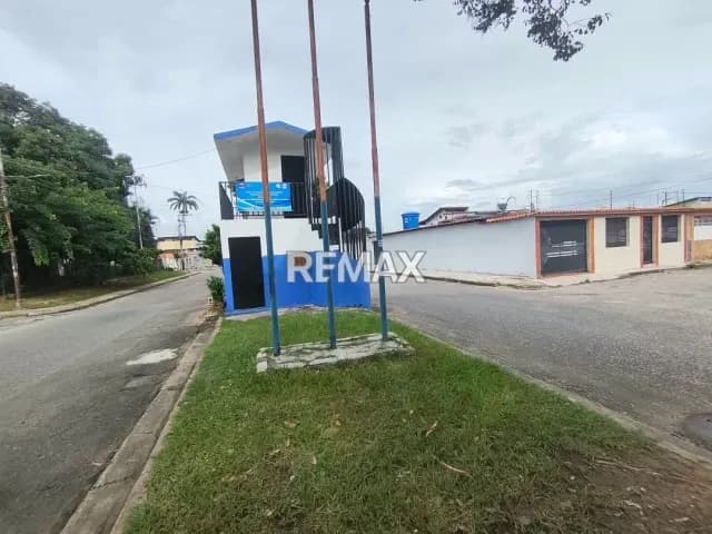 Propiedad de Uso Mixto en Esquina – El Naranjal, Naguanagua Comercial y Residencial, ubicada en la Urbanización El Naranjal, Naguanagua, Estado Carabobo.