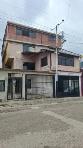 Apartamento (duplex) En Venta Apdc 9, Sector Campo Deportivo Cordero Mg623