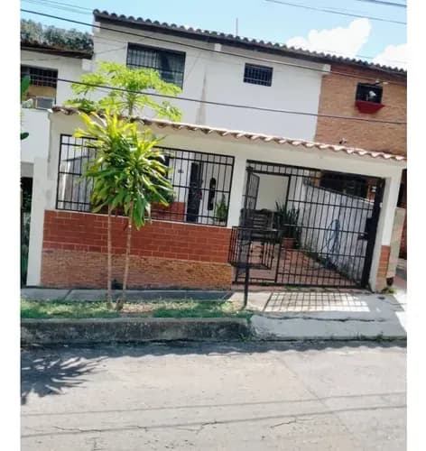 Town House En Venta - Naguanagua