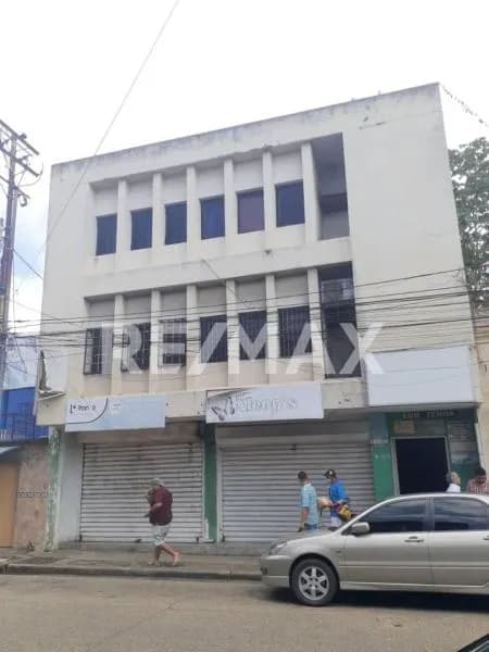 Se Vende Consultorio Odontológico, Centro. Calle Urica, Edfc. Terra, Maturin