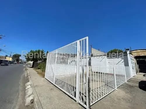 Cf Local Comercial En Alquiler Con Baños Y Estacionamiento En El Piñonal, Maracay!! Listing 25-13992