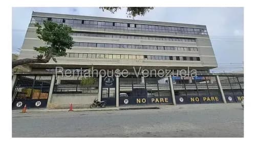 Agp Depósito Industrial En Alquiler En La Yaguara, Impecable, Doble Puerta, Agua Constante 26-13990