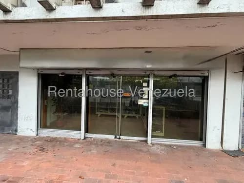 Ft / Oportunidad De Inversión En Santa Edivigis! Local C. Y Oficina A Pie De Calle Estratégicamente Ubicado, // Mls #25-18750