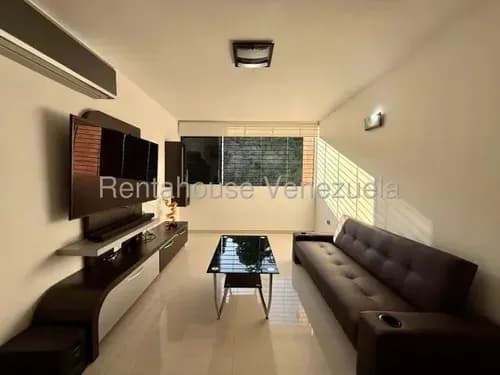 Bello Y Moderno Apartamento En Alquiler En Los Naranjos Humboldt 26-19796 Gf