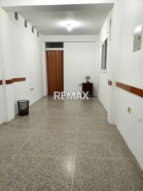 Oficina a pie de calle con excelente Ubicación en El Tigre, Estado Anzoátegui.