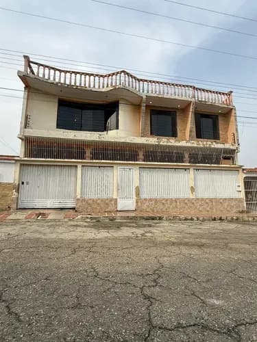 Anamarques La Esmeralda San Diego Casa En Venta