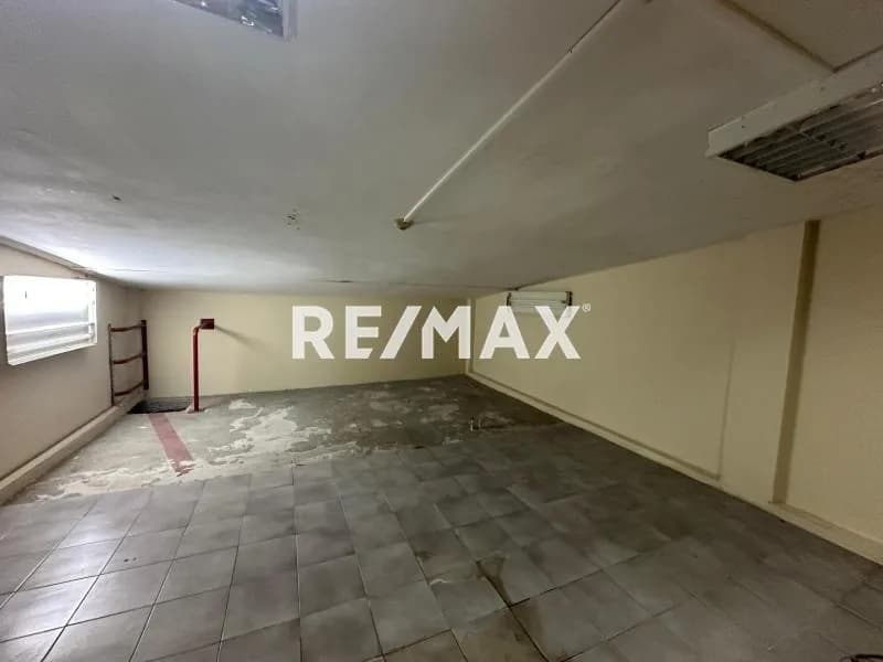 Local Comercial con Oficinas en Venta en Centro Comercial del Sol, Sabaneta-Maracaibo