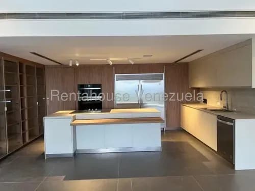 Residencia De Lujo Un Espacio Exclusivo De 340 M2, Diseñado Para Quienes Buscan Confort, Edif Nuevo. Acepta Financiamiento 26-20472 Js