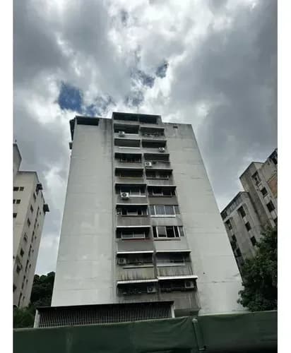Se Vende Apto.100m2 2h/2b/1pe/1m