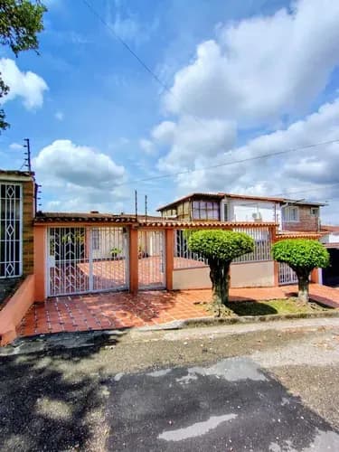 Casa (un Solo Nivel) En Venta Apdav Pueblo Nuevo, (vía Polígono) Pueblo Nuevo San Cristóbal Mg625