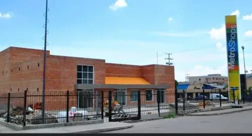 Veracasa Inmobiliaria Vende Local Comercial En C.c Metroshops San Diego L/firma Jlop